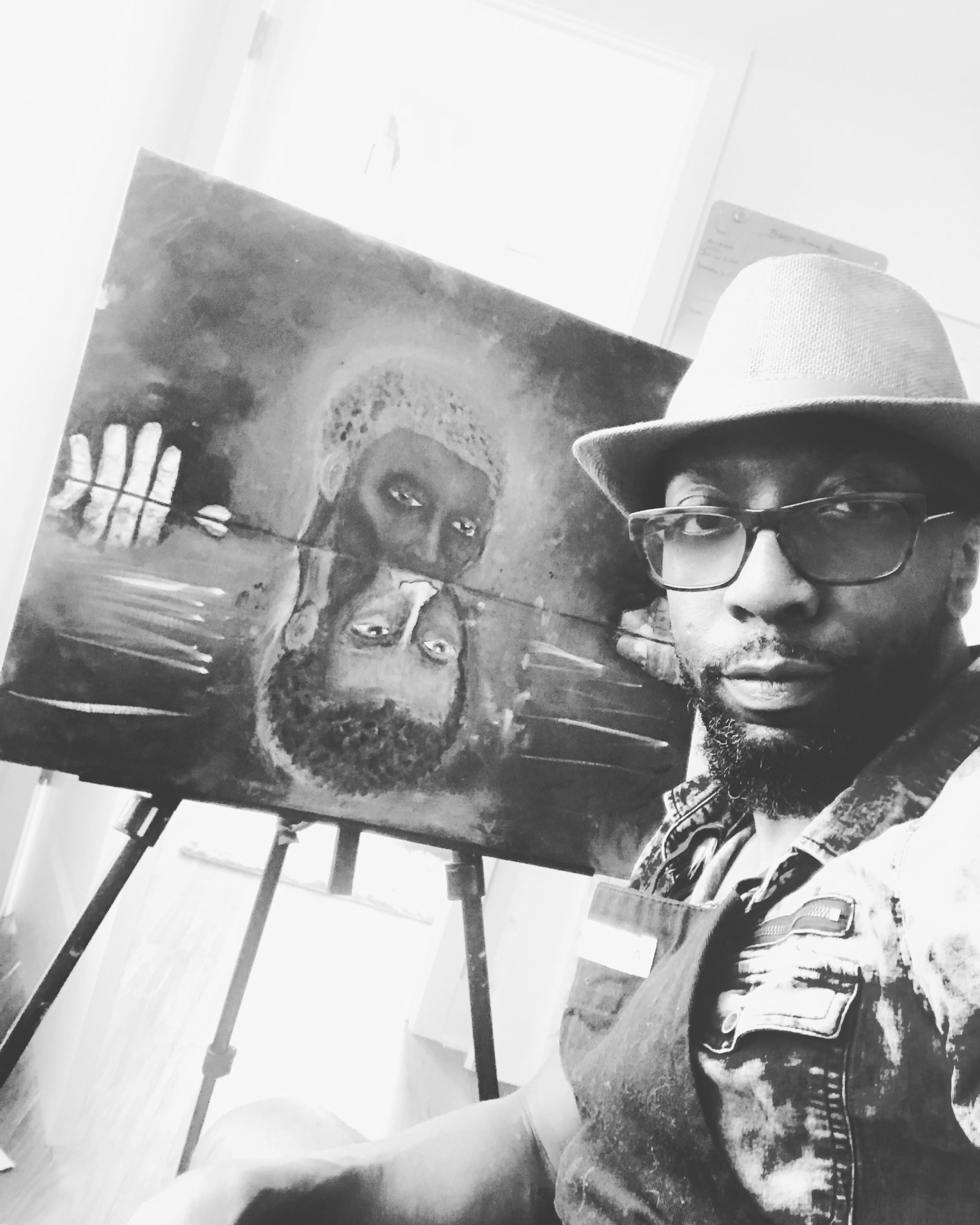 Portrait of AdéRèmi Inniss in his studio